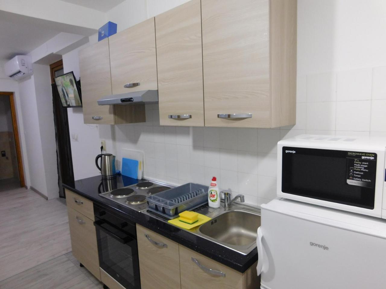 Apartments Leo Janjina Zewnętrze zdjęcie