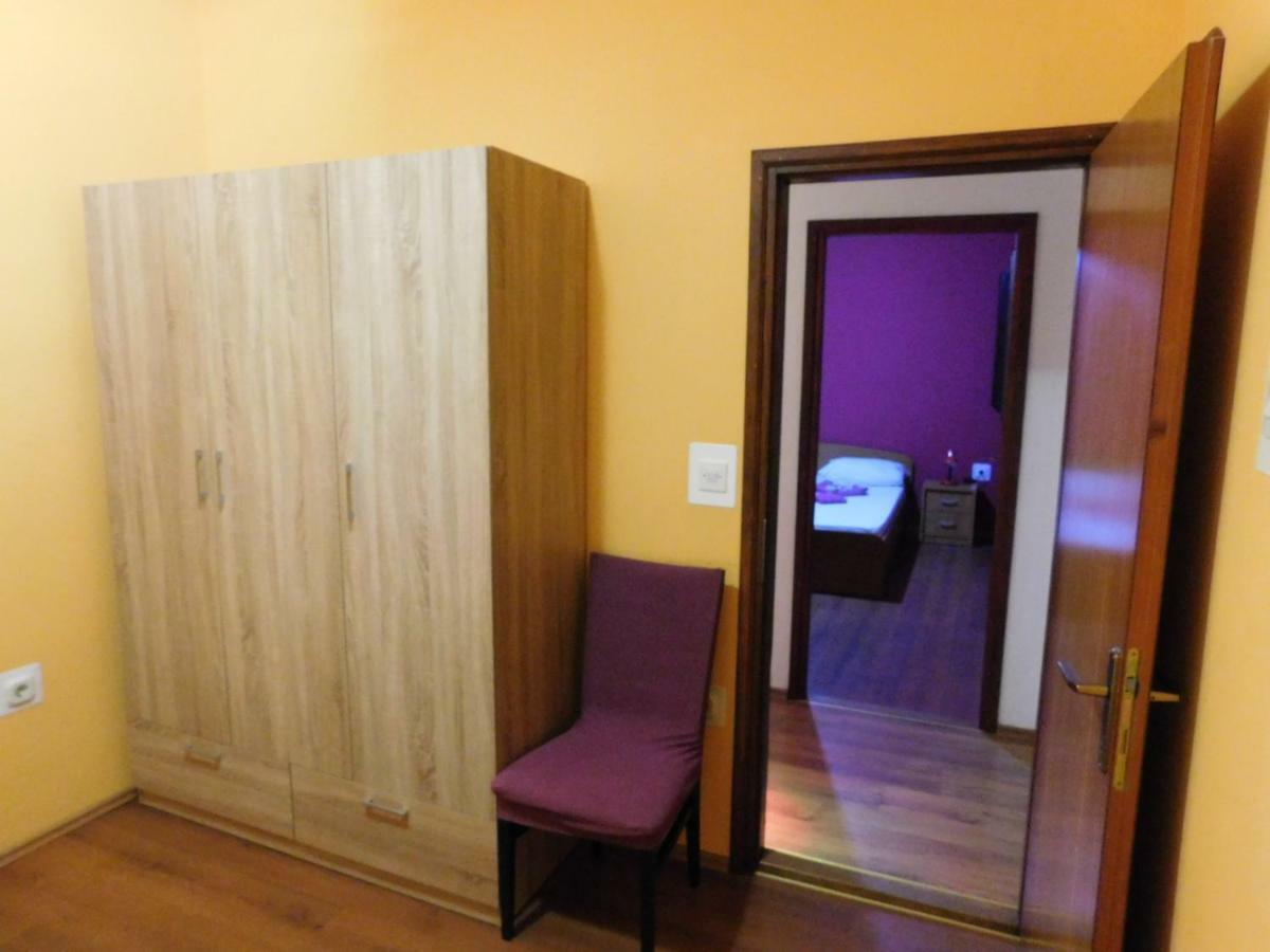 Apartments Leo Janjina Zewnętrze zdjęcie